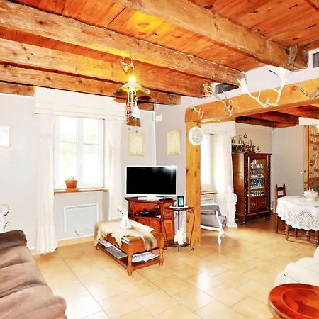 2 Bedroom In Мазаме